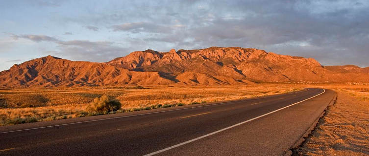Highway cuts through Sandia Mountains, Alburquerque