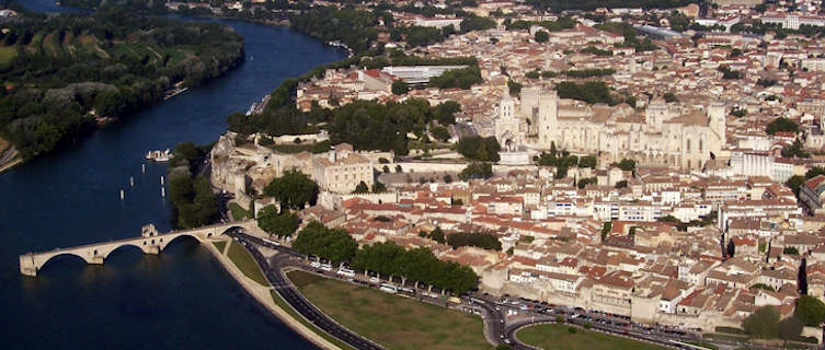 Bird's eye view of Avignon