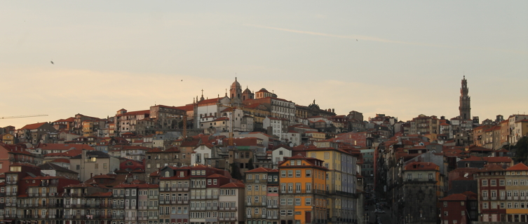 Tumble down Porto at dusk