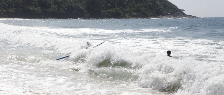 Year-round waves make Hainan Island China's best surf spot