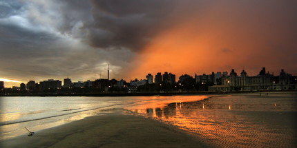 Montevideo fuses city and beach life